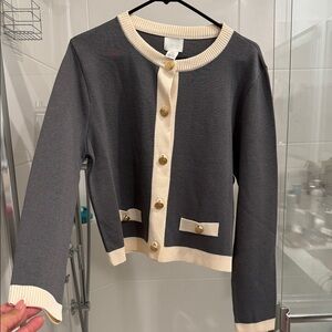 H&M Gray and Cream Blazer with Gold Buttons xl stretchy